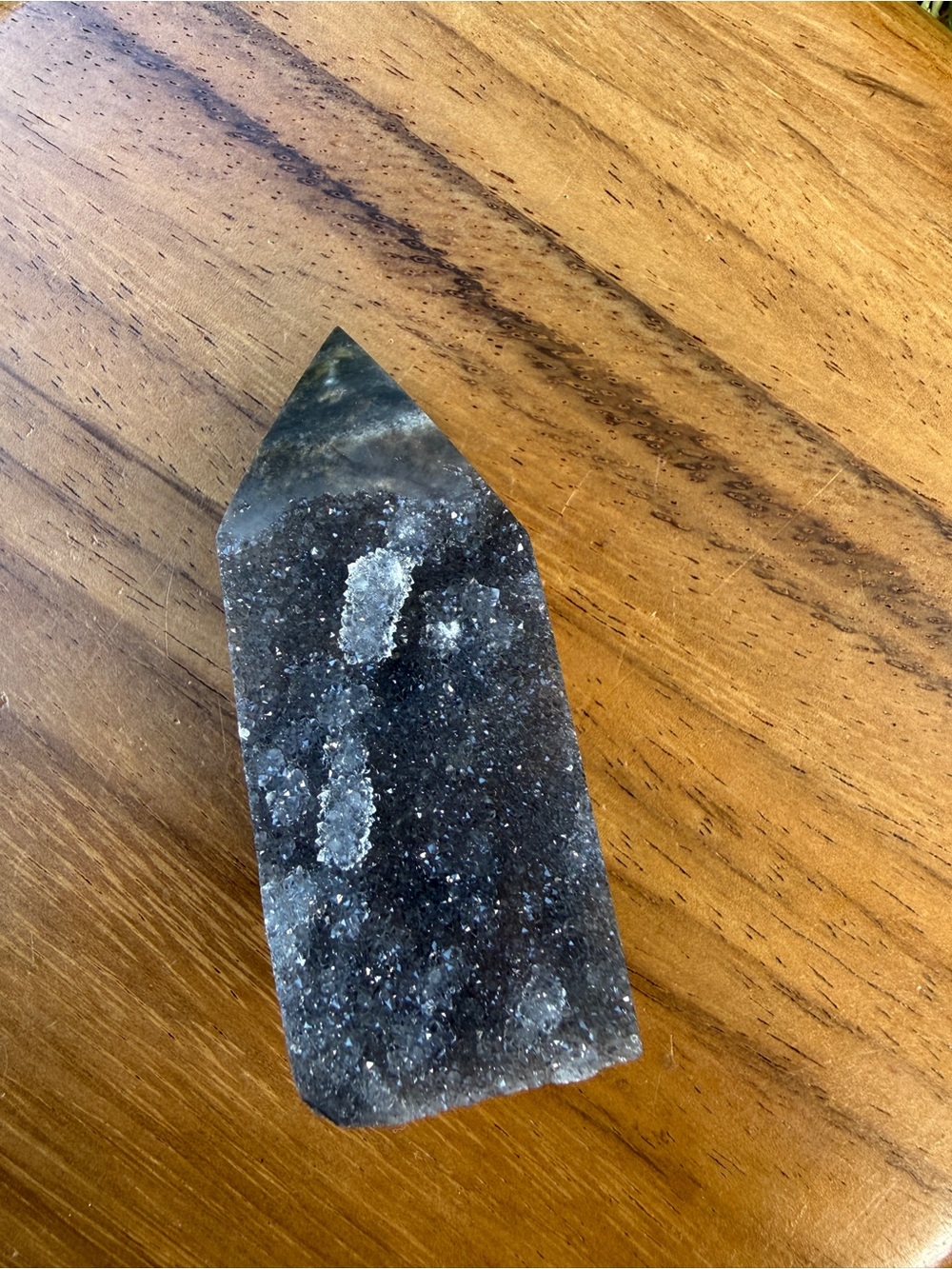Black Agate Point Crystal - Dark Gray with Clear Druzy